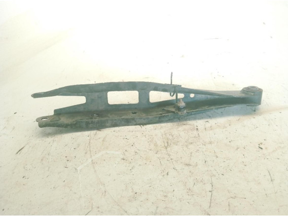 BRAZO SUSPENSION TRA IZQ INF CENTRAL SUBARU XV|Desguaces La Cabaña