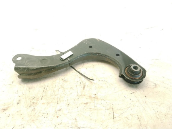 48770F4010  BRAZO SUSPENSION TRA DER SUP TOYOTA C-HR (_X1_)|Desguaces La Cabaña