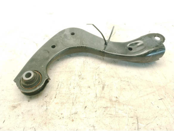 48770F4010  BRAZO SUSPENSION TRA DER SUP TOYOTA C-HR (_X1_)|Desguaces La Cabaña