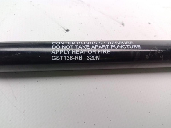 GST136RB AMORTIGUADOR PORTON / TAPA MALETA SEAT LEON (1P1)|Desguaces La Cabaña