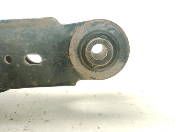 4873042040  BRAZO SUSPENSION TRA DER INF CENTRAL LEXUS NX (_Z1_)|Desguaces La Cabaña