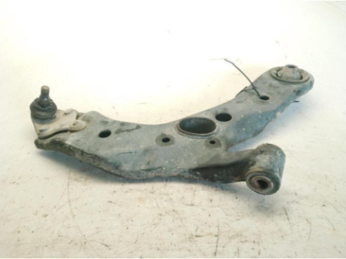 4806842060  BRAZO SUSPENSION DEL DER INF LEXUS NX (_Z1_)|Desguaces La Cabaña