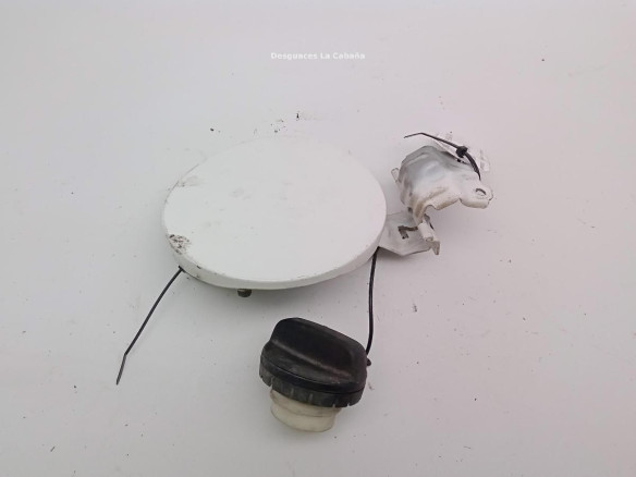 7735047040  TAPA COMBUSTIBLE TOYOTA PRIUS PLUS (_W4_)|Desguaces La Cabaña