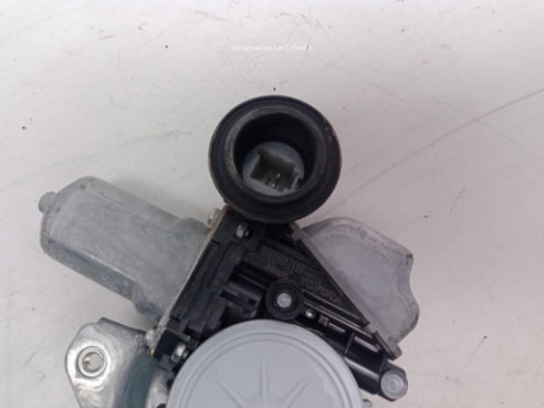 6980221010  ELEVALUNAS PUERTA LAT TRA IZQ TOYOTA PRIUS PLUS (_W4_)|Desguaces La Cabaña