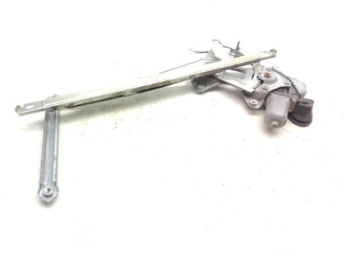 6980221010  ELEVALUNAS PUERTA LAT TRA IZQ TOYOTA PRIUS PLUS (_W4_)|Desguaces La Cabaña