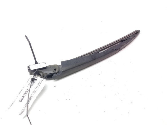 8524142060  BRAZO LIMPIAPARABRISAS TRA PORTÓN TOYOTA PRIUS PLUS (_W4_)|Desguaces La Cabaña