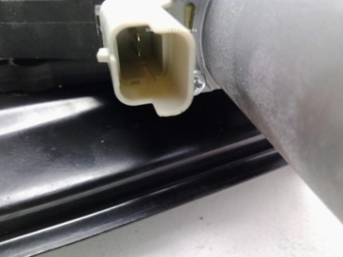 807004EA3D  ELEVALUNAS PUERTA LAT DEL DER NISSAN QASHQAI II Todo terreno, cerrada (J11, J11_)|Desguaces La Cabaña