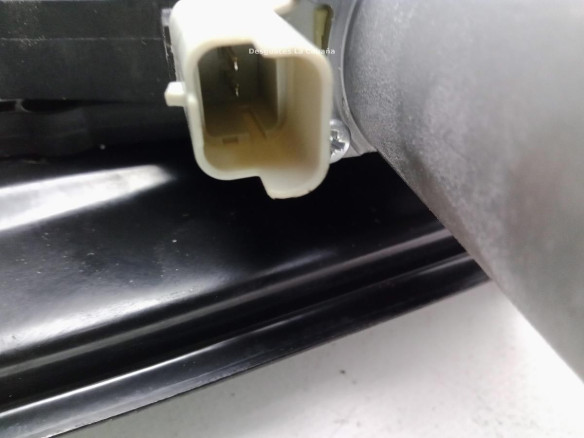 807004EA3D  ELEVALUNAS PUERTA LAT DEL DER NISSAN QASHQAI II Todo terreno, cerrada (J11, J11_)|Desguaces La Cabaña