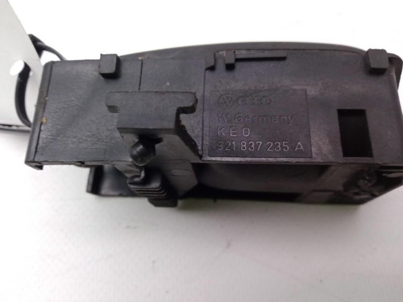MANILLA PUERTA LAT DEL IZQ INT VW JETTA II (19E, 1G2, 165)|Desguaces La Cabaña