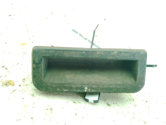 6F9827566 PULSADOR PORTON / TAPA MALETA SEAT ARONA (KJ7)|Desguaces La Cabaña