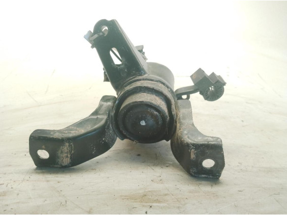 123050T160 SOPORTE MOTOR DER TOYOTA AURIS (_E18_)|Desguaces La Cabaña