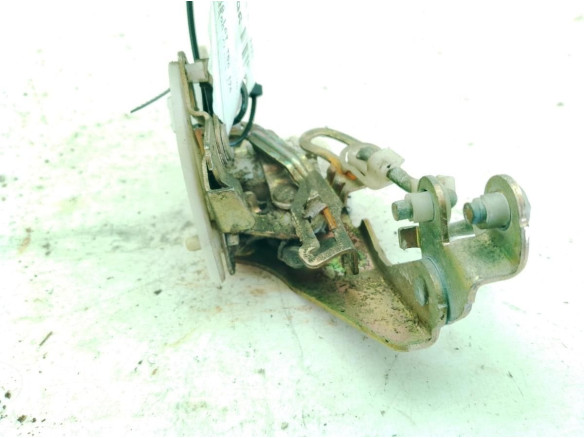 CERRADURA PUERTA LAT TRA IZQ MITSUBISHI MONTERO CLASSIC (V2_W)|Desguaces La Cabaña