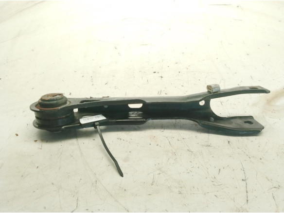 6782168 BRAZO SUSPENSION TRA DER SUP BMW X1 (E84)|Desguaces La Cabaña