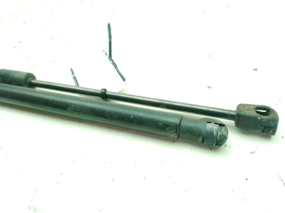 3R9827550  AMORTIGUADOR PORTON / TAPA MALETA SEAT EXEO ST (3R5)|Desguaces La Cabaña