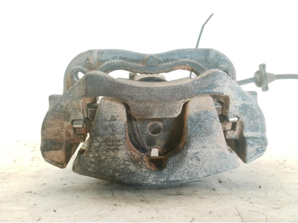 34116860266  PINZA DEL DER BMW 1 (F40)|Desguaces La Cabaña