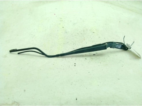 56671858 BRAZO LIMPIAPARABRISAS DEL DER OPEL MOVANO Furgón (X70)|Desguaces La Cabaña