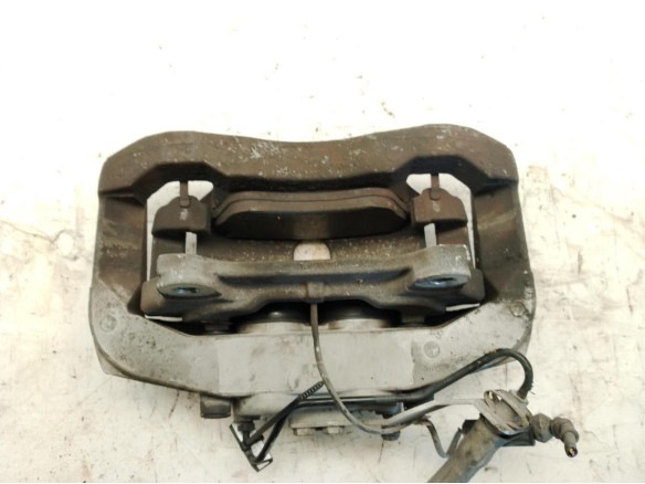 4F0615124  PINZA DEL DER AUDI A8 (4E2, 4E8)|Desguaces La Cabaña