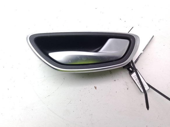 826725250R MANILLA PUERTA LAT DEL DER INT RENAULT GRAND SCENIC IV (R9_)|Desguaces La Cabaña
