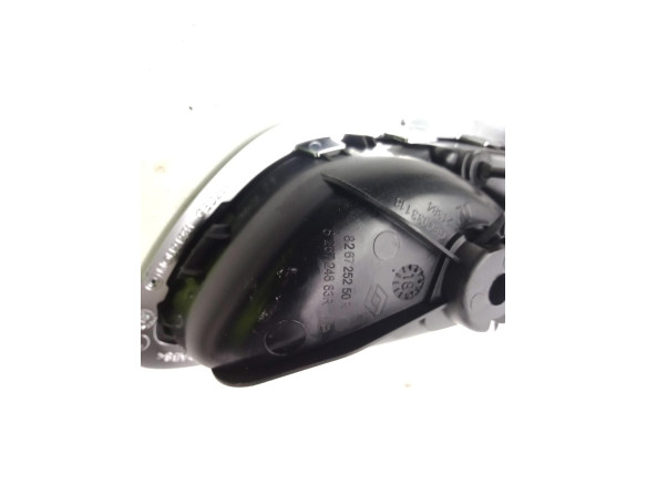 826725250R MANILLA PUERTA LAT DEL DER INT RENAULT GRAND SCENIC IV (R9_)|Desguaces La Cabaña