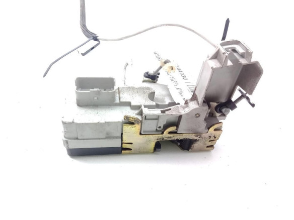 9135L0  CERRADURA PUERTA LAT DEL IZQ PEUGEOT 307 Break (3E)|Desguaces La Cabaña
