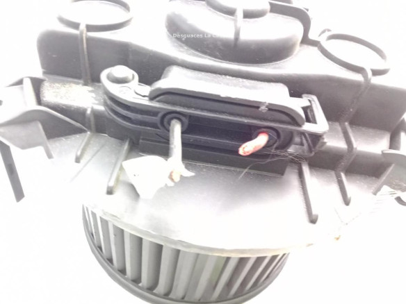 7701208225  MOTOR CALEFACCION RENAULT TRAFIC II Furgón (FL)|Desguaces La Cabaña