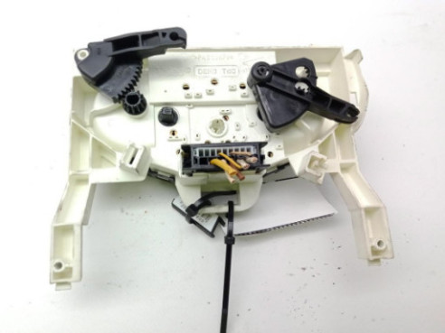 8200170625 MANILLA PORTON / TAPA MALETA EXT RENAULT TRAFIC II Furgón (FL)|Desguaces La Cabaña 2