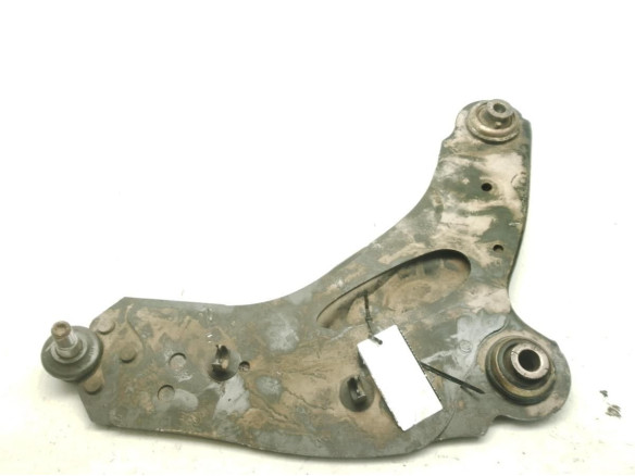 545042846R  BRAZO SUSPENSION DEL DER INF RENAULT TRAFIC II Furgón (FL)|Desguaces La Cabaña