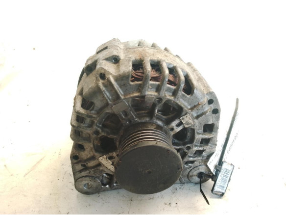 8200086130 ALTERNADOR RENAULT TRAFIC II Furgón (FL)|Desguaces La Cabaña