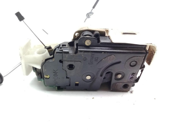 CERRADURA PUERTA LAT DEL DER VW PASSAT (3B3)|Desguaces La Cabaña