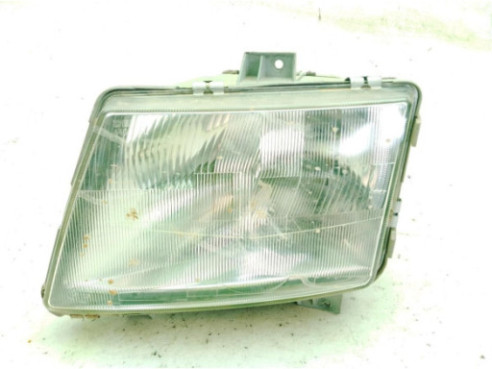 084401119L FARO DERECHO MERCEDES BENZ VITO Furgón (638)|Desguaces La Cabaña