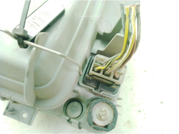084401119L FARO DERECHO MERCEDES BENZ VITO Furgón (638)|Desguaces La Cabaña