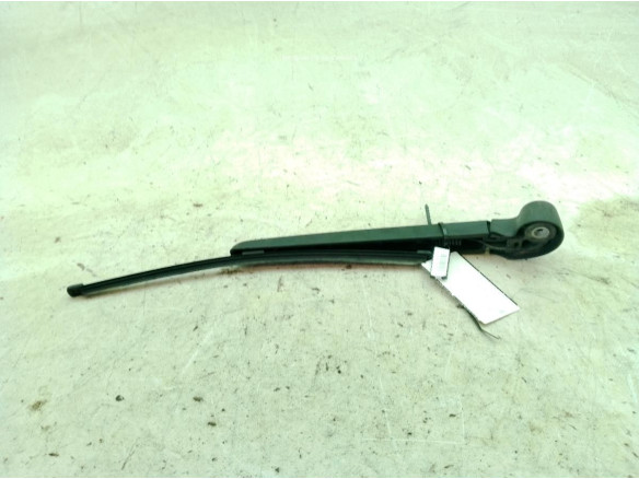 8R0955407  BRAZO LIMPIAPARABRISAS TRA PORTÓN AUDI Q5 (8RB)|Desguaces La Cabaña