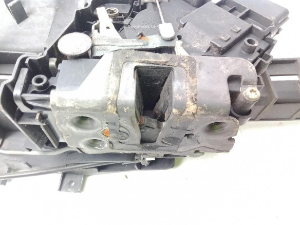 4976083  CERRADURA PUERTA LAT DEL IZQ FORD FOCUS C-MAX|Desguaces La Cabaña