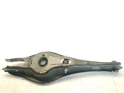 3Q0505311C  BRAZO SUSPENSION TRA DER INF CENTRAL VW PASSAT (3G2)|Desguaces La Cabaña