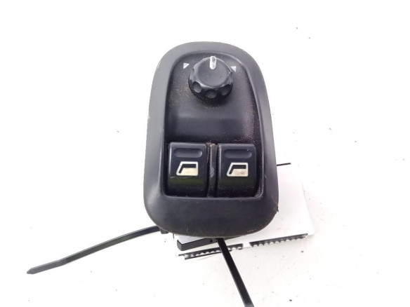 MANDO ELEVALUNAS PUERTA LAT DEL IZQ PEUGEOT 306 Fastback (7A, 7C, N3, N5)|Desguaces La Cabaña