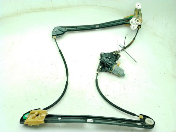 0130822677 ELEVALUNAS PUERTA LAT DEL IZQ VW GOLF VII (5G1, BQ1, BE1, BE2)|Desguaces La Cabaña