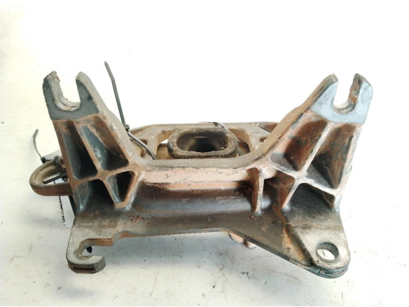 112221641R SOPORTE MOTOR IZQ RENAULT KADJAR (HA_, HL_)|Desguaces La Cabaña