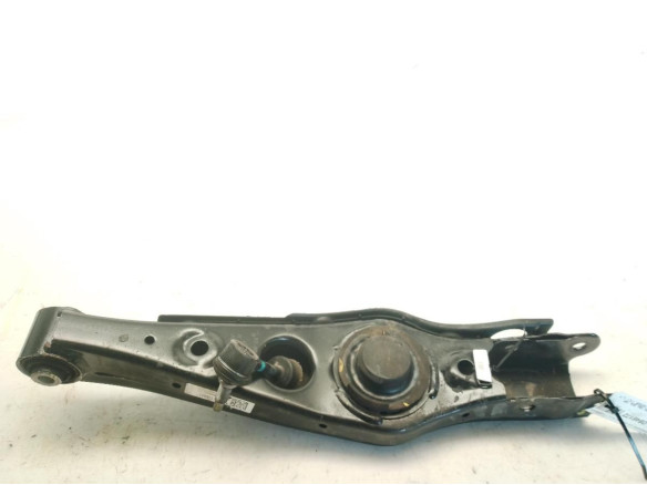 55220D3050  BRAZO SUSPENSION TRA DER INF CENTRAL HYUNDAI TUCSON (TL)|Desguaces La Cabaña