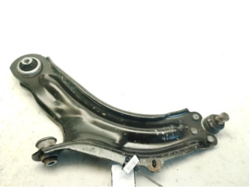 A4153300300  BRAZO SUSPENSION DEL IZQ INF MERCEDES BENZ CITAN Furgón (415)|Desguaces La Cabaña