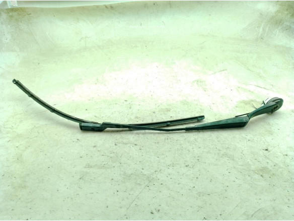 BM5117526AC BRAZO LIMPIAPARABRISAS DEL IZQ FORD FOCUS III Sedán|Desguaces La Cabaña