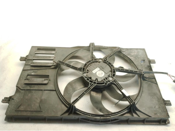 5Q0121205A ELECTROVENTILADOR SEAT ATECA (KH7)|Desguaces La Cabaña