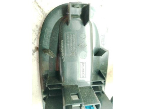 8200548968 MANDO ELEVALUNAS PUERTA LAT DEL DER RENAULT MASTER III Furgón (FV)|Desguaces La Cabaña