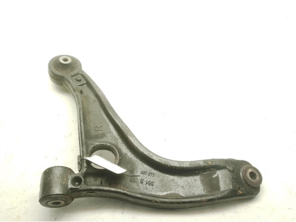 8200688875  BRAZO SUSPENSION DEL DER INF RENAULT MASTER III Furgón (FV)|Desguaces La Cabaña