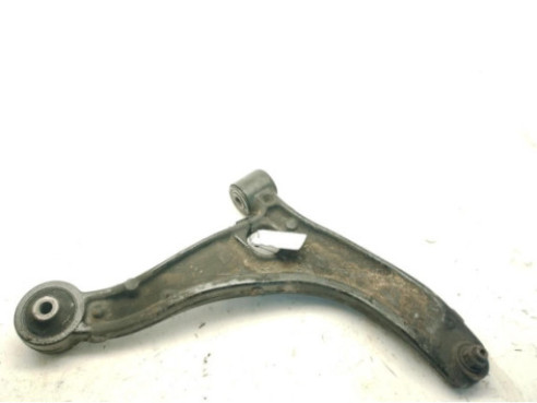 8200688871  BRAZO SUSPENSION DEL IZQ INF RENAULT MASTER III Furgón (FV)|Desguaces La Cabaña