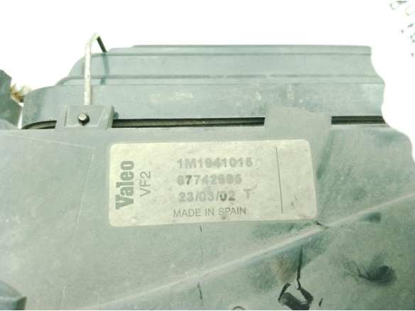 1M1941015 FARO IZQUIERDO SEAT LEON (1M1)|Desguaces La Cabaña