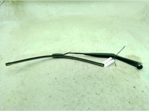 98311H8000  BRAZO LIMPIAPARABRISAS DEL IZQ KIA RIO IV (YB, SC)|Desguaces La Cabaña
