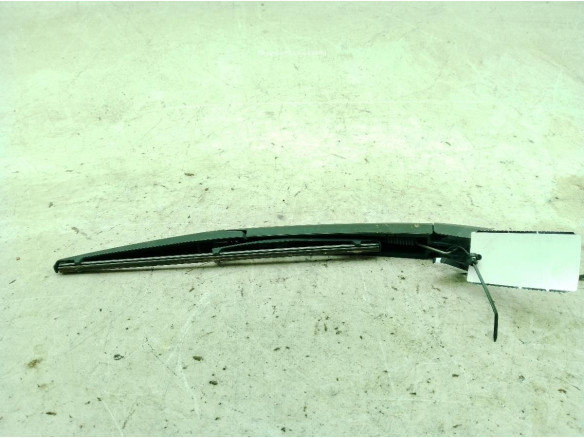 988152P000  BRAZO LIMPIAPARABRISAS TRA PORTÓN KIA RIO IV (YB, SC)|Desguaces La Cabaña