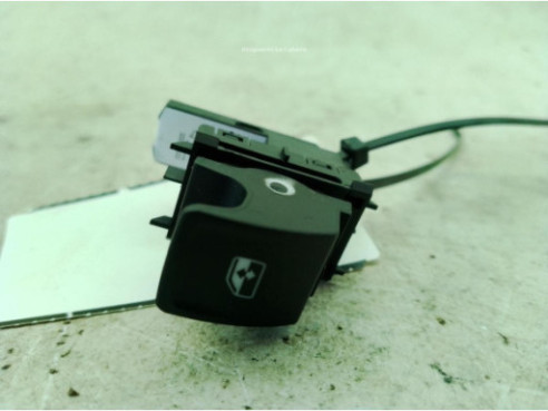 5G0959855M MANDO ELEVALUNAS PUERTA LAT TRA IZQ SEAT LEON (KL1)|Desguaces La Cabaña