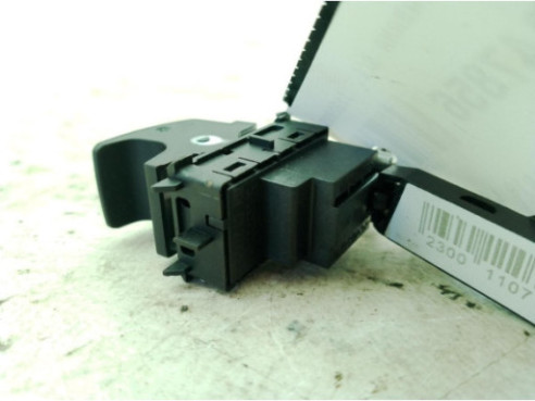 5G0959855M MANDO ELEVALUNAS PUERTA LAT TRA IZQ SEAT LEON (KL1)|Desguaces La Cabaña