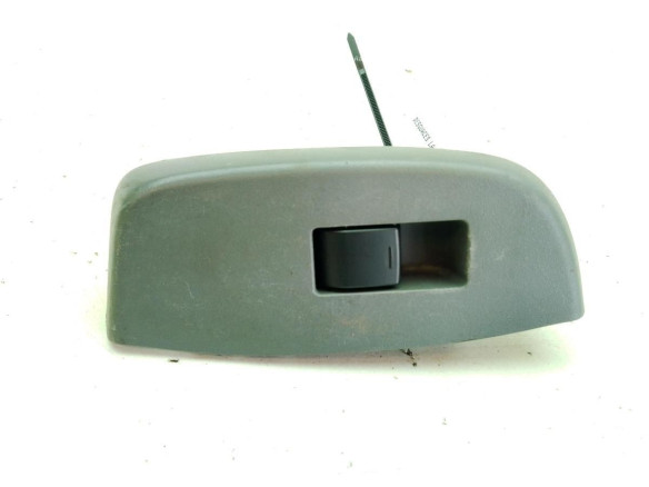 9155402266 MANDO ELEVALUNAS PUERTA LAT DEL DER NISSAN NV200 / EVALIA Autobús|Desguaces La Cabaña